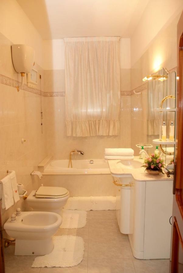 Bed & Breakfast Acquamarina Castro  Zewnętrze zdjęcie